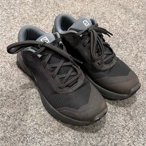 Salomon X Reveal Hiking Shoes Women’s Size 5